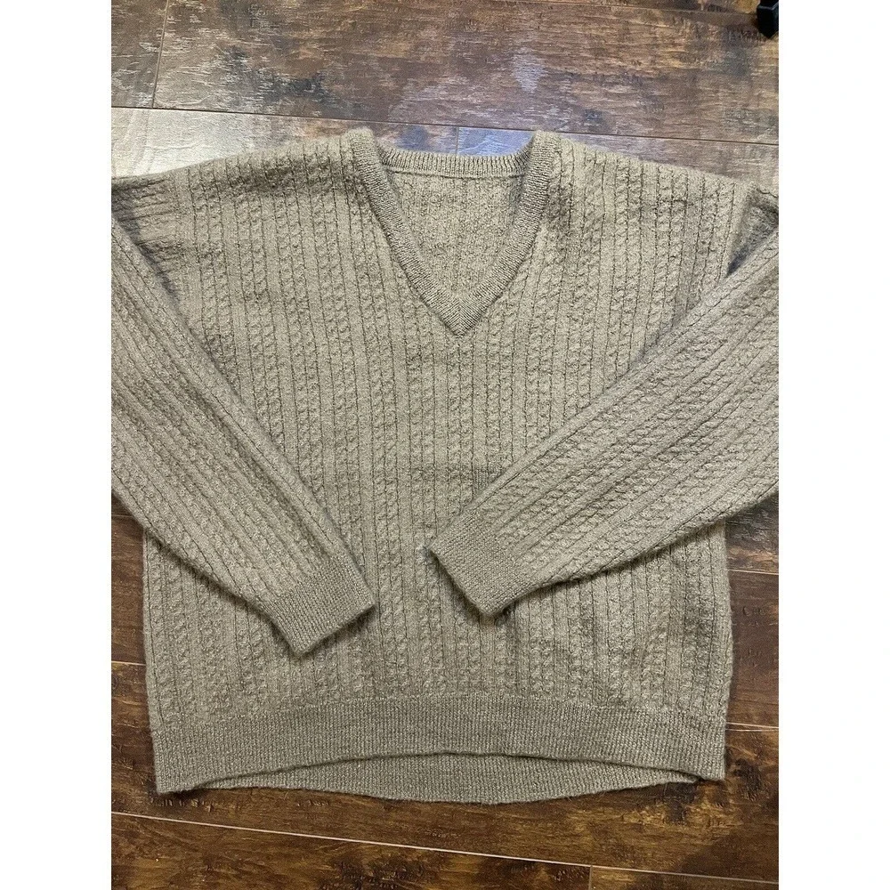 Made In Peru Luxury Cashmere Alpaca V-Neck Long Sleeve Sweater READ BELOW